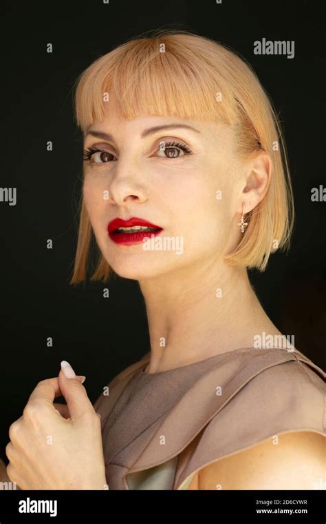 2.025 foto e immagini ad alta risoluzione di Najwa Nimri